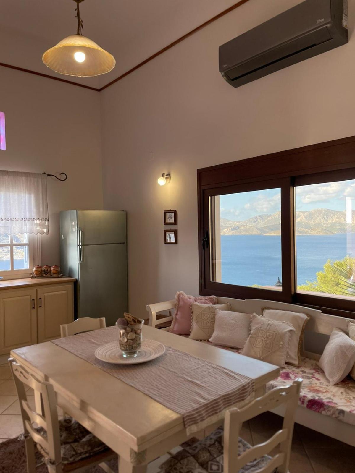 Villa Next To The Sea!! Myrties エクステリア 写真