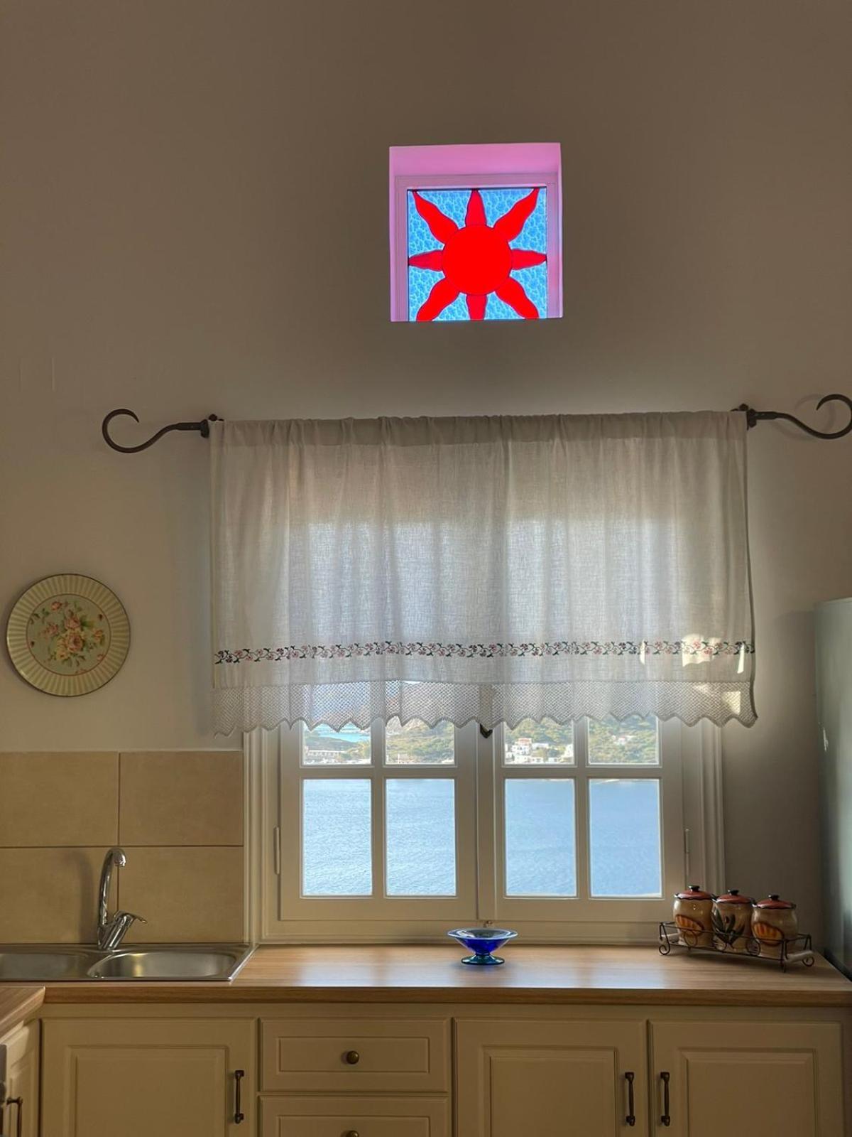 Villa Next To The Sea!! Myrties エクステリア 写真